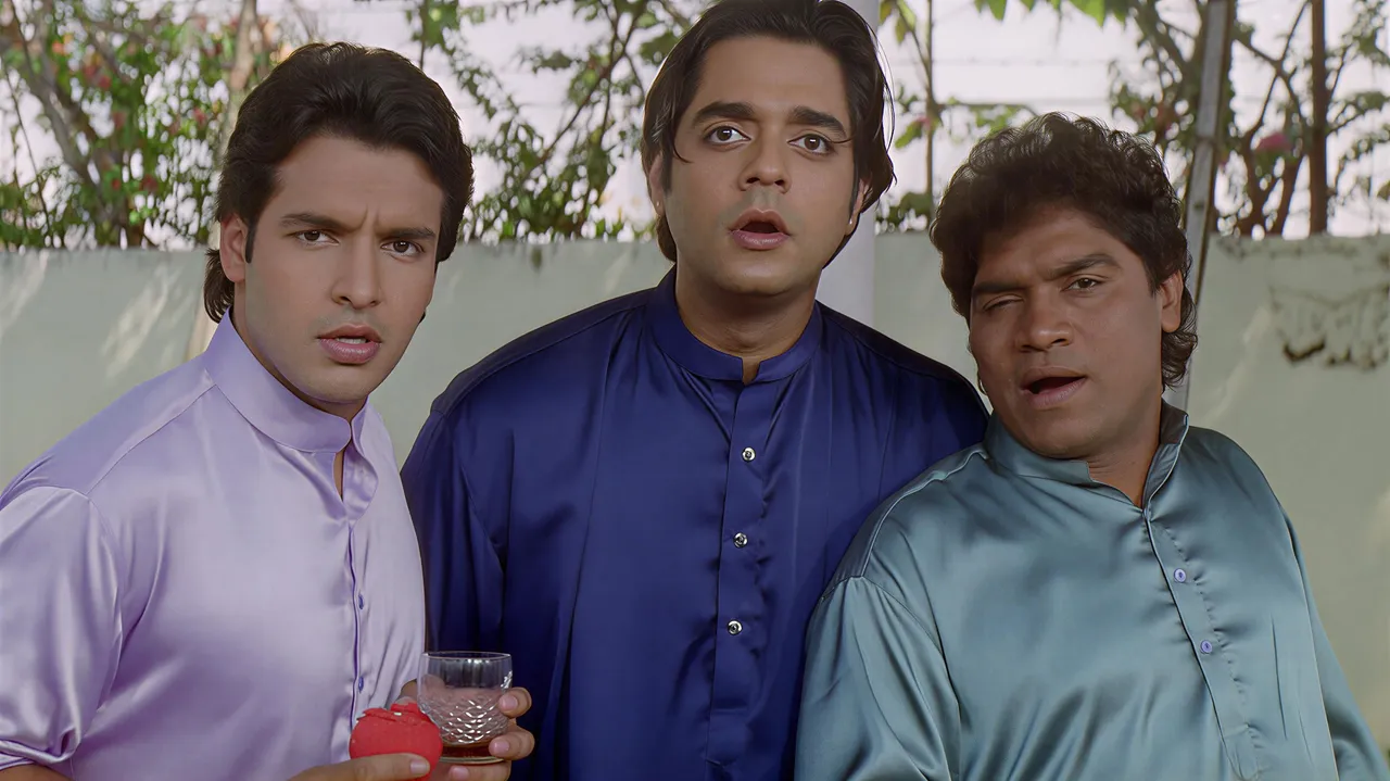 Aamdani Atthanni Kharcha Rupaiya (2001) still
