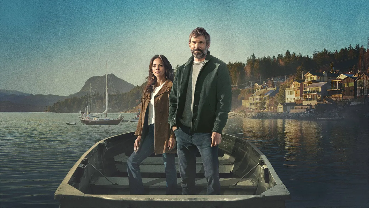 Murder in a Small Town (2024) দৃশ্য