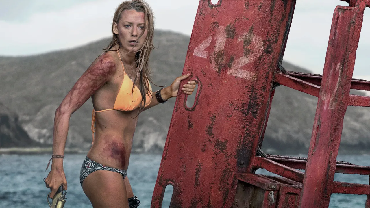 The Shallows (2016) दृश्य