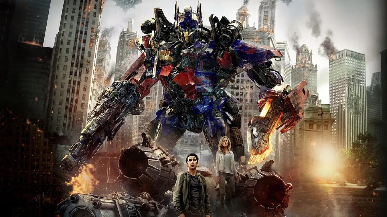 Transformers: Dark of the Moon (2011) still