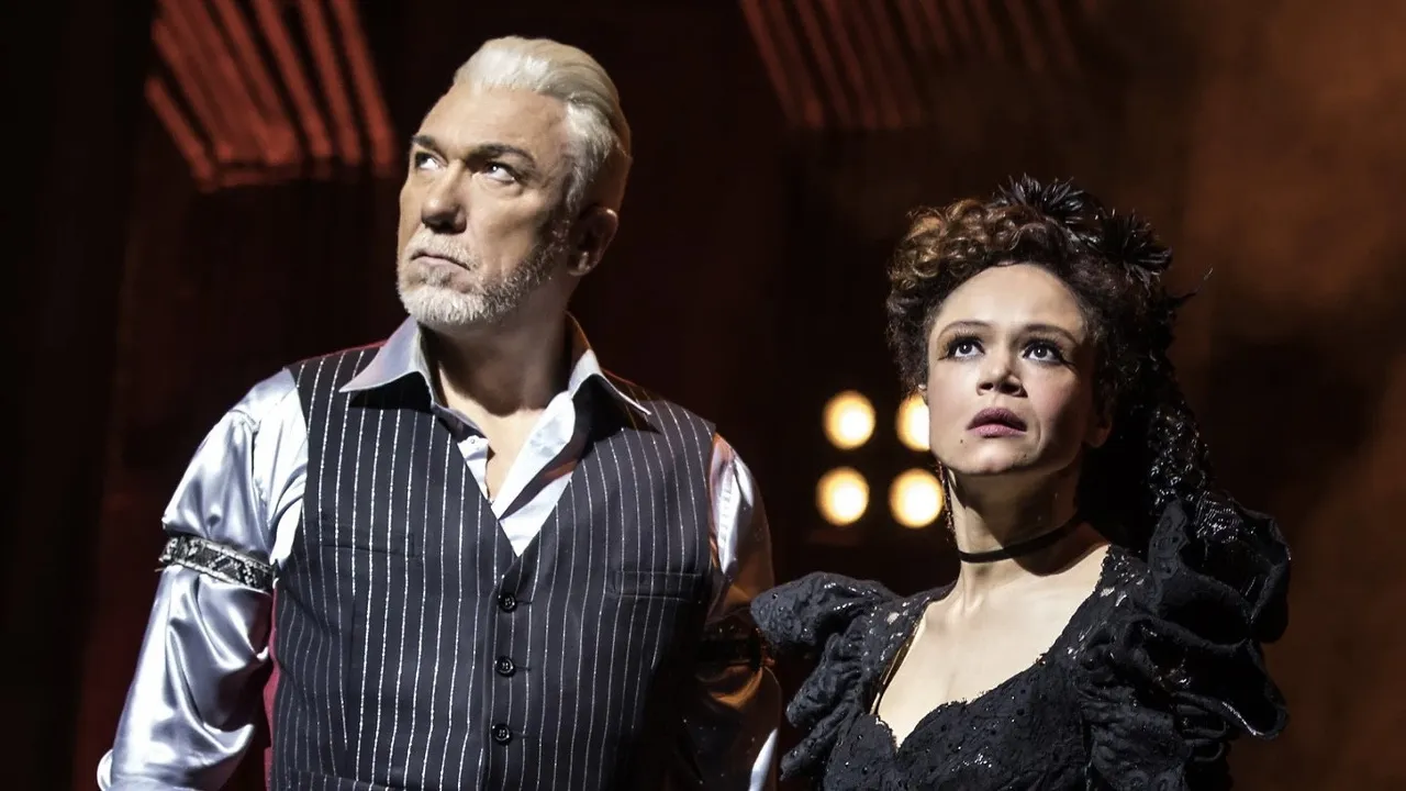 Hadestown: The Musical (2026) দৃশ্য